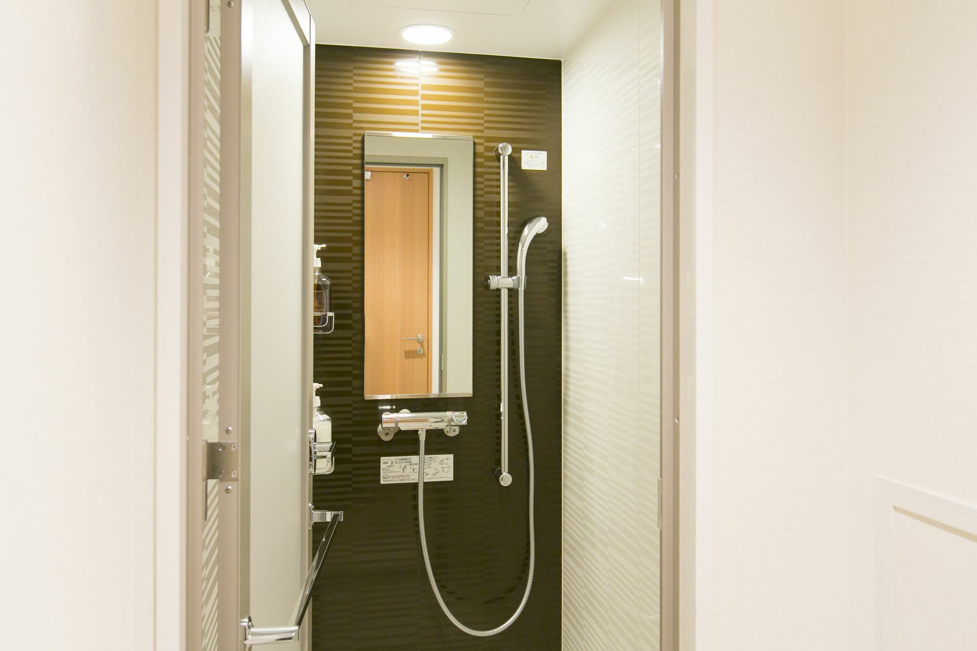 First Cabin Hanshin Nishiumeda Osaka Bagian luar foto