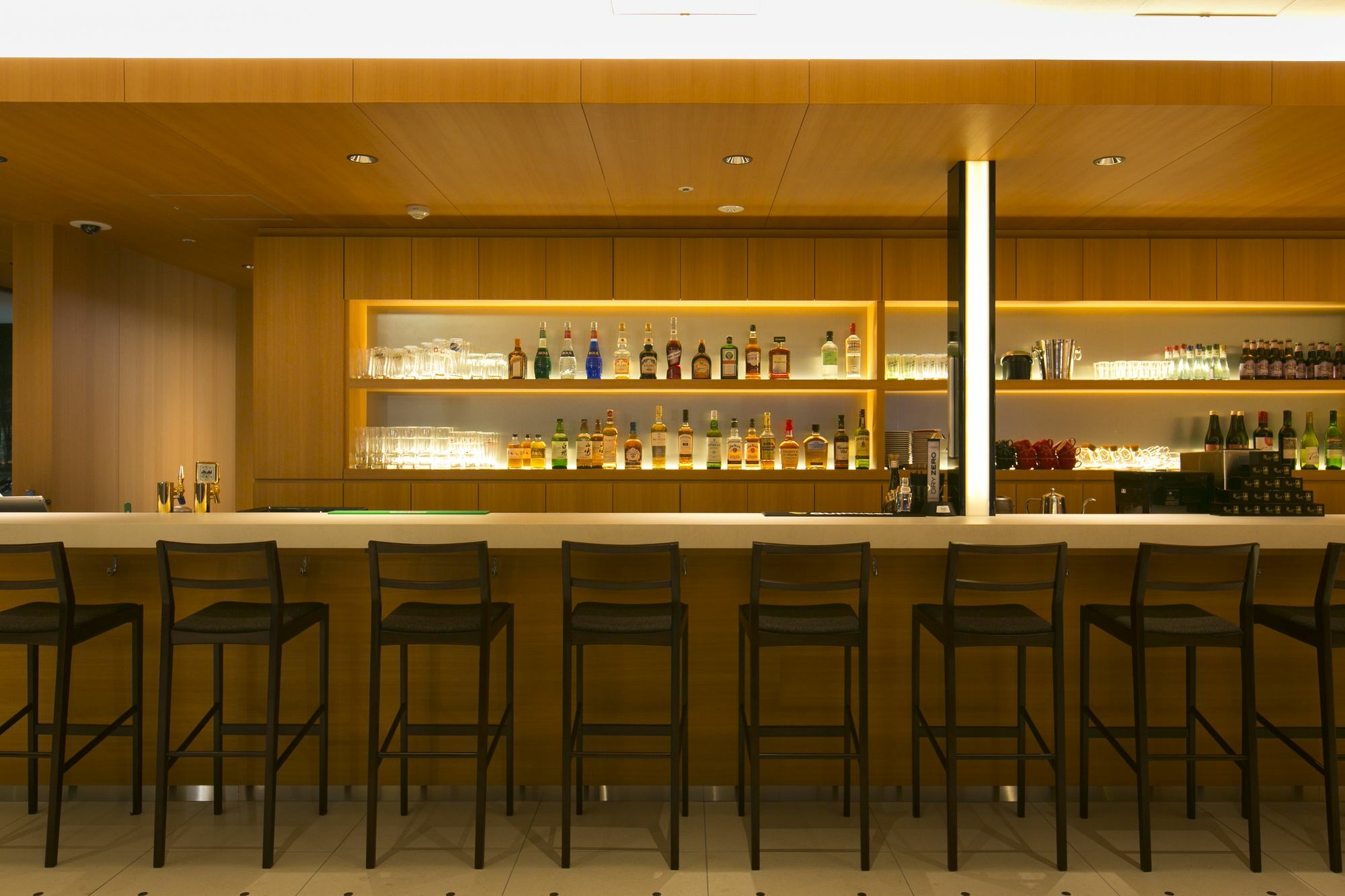 First Cabin Hanshin Nishiumeda Osaka Bagian luar foto